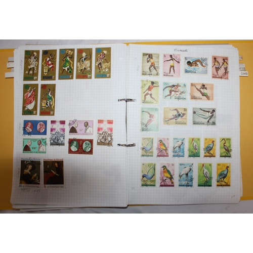 304 - 6 FOLDERS OF FOREIGN STAMPS