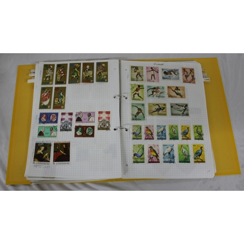 304 - 6 FOLDERS OF FOREIGN STAMPS