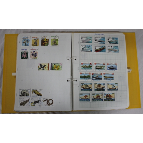 304 - 6 FOLDERS OF FOREIGN STAMPS