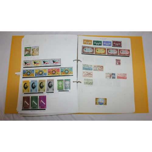 304 - 6 FOLDERS OF FOREIGN STAMPS