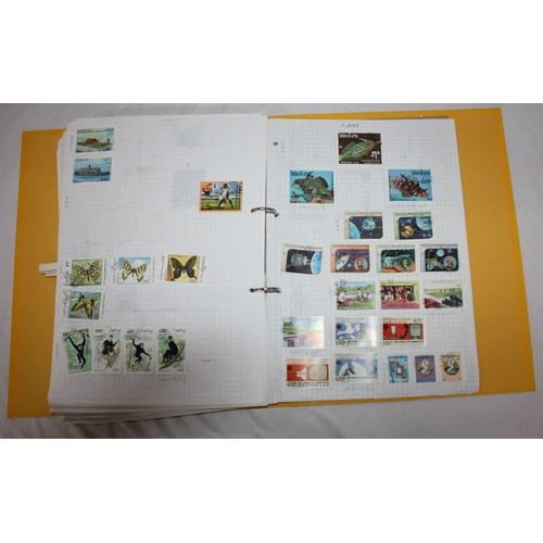 304 - 6 FOLDERS OF FOREIGN STAMPS