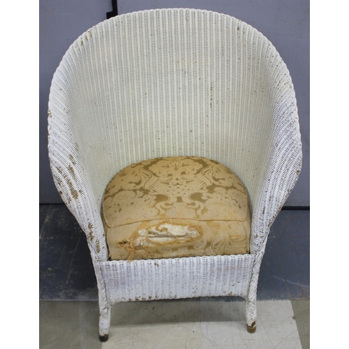 147 - 2 WICKER CHAIRS