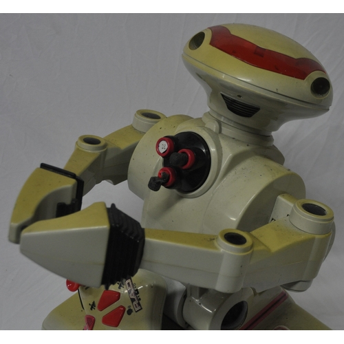 57 - VINTAGE 1998 TOYMAX RAD ROBOT (NLKTM108089949R)