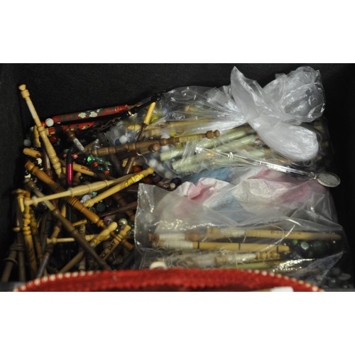 62 - COLLECTION OF LACEDAY BOBBINS AND SEWING ACCESSORIES