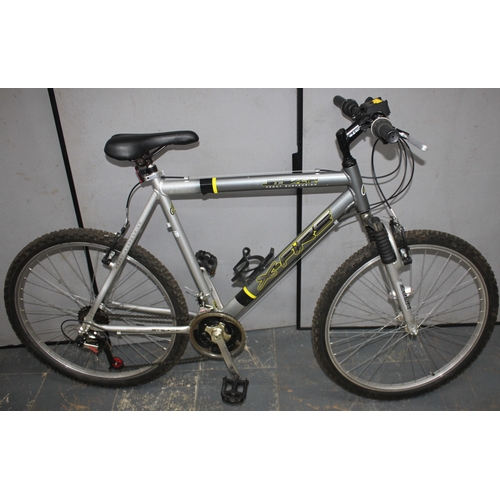 84 - 2 BIKES - ACTIV VENTURE 18 SPEED BIKE AND X-FIRE STEALTH 18 SPEED MOUNTAIN BIKE WITH FRONT SUSPENSIO... 