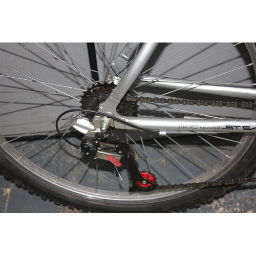 84 - 2 BIKES - ACTIV VENTURE 18 SPEED BIKE AND X-FIRE STEALTH 18 SPEED MOUNTAIN BIKE WITH FRONT SUSPENSIO... 