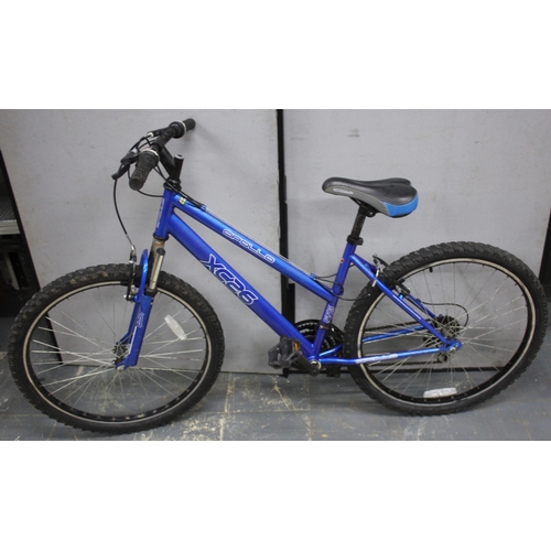 218 - 2 MOUNTAIN BIKES - APOLLO XC.26 AND RALEIGH MANTA RAY 21 SPEED