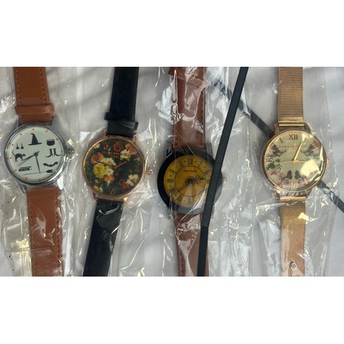 185 - 20 NEW WATCHES (A40)