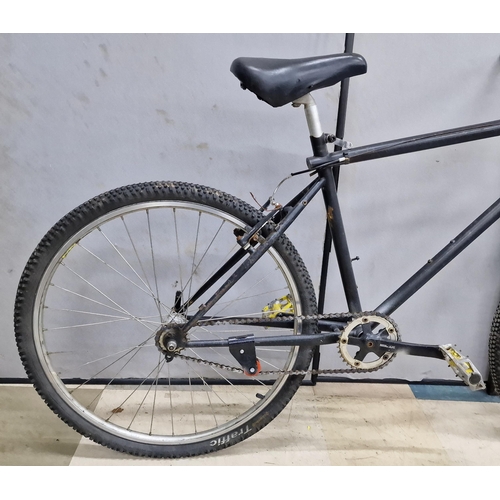 202 - 3 BIKES: APOLLO FS26 FULL SUSPENSION SINGLE SPEED BIKE WITH FRONT SUSPENSION & MONTANNA MTN RIDG... 