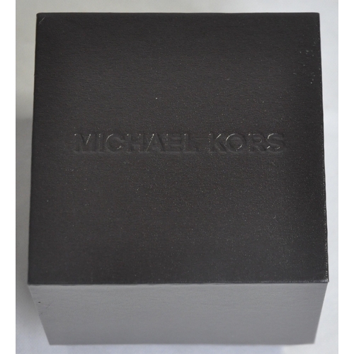 212 - GENTS MICHAEL KORS WATCH IN PRESENTATION BOX (251607) (A104)