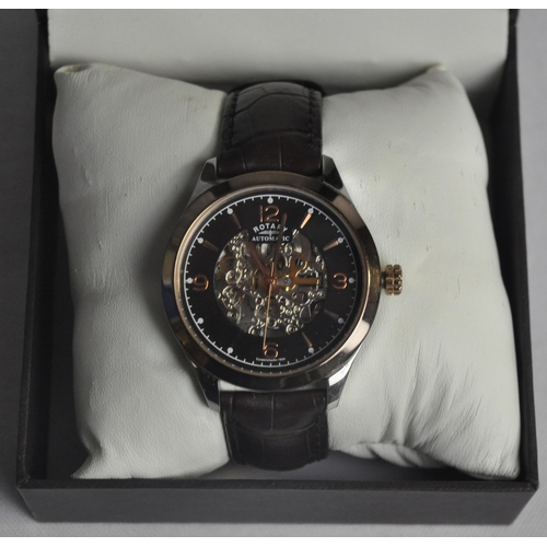 213 - GENT'S ROTARY WATCH ON LEATHER STRAP IN PRESENTATION BOX (MODEL GS03715/04, 14469) (C15)