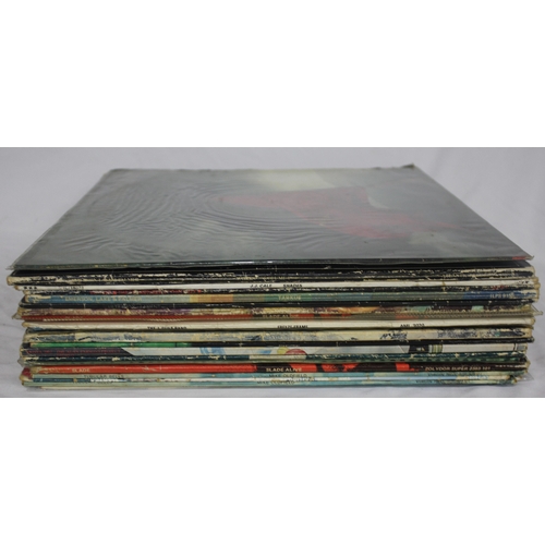 222 - 20 VARIOUS VINYL RECORDS