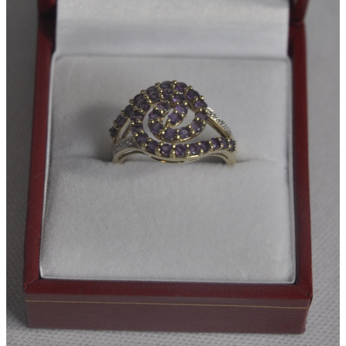 266 - 9ct GOLD RING SET DIAMONDS AND PRECIOUS STONES SIZE N (3.2g)