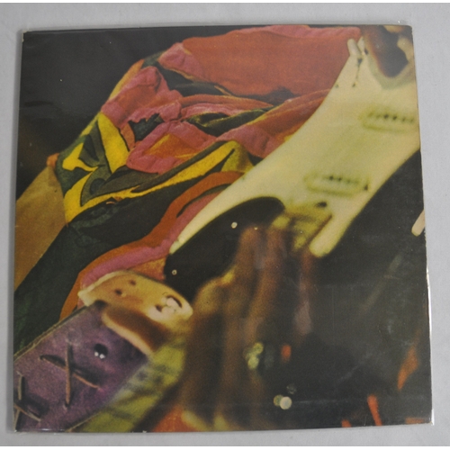 289 - JIMI HENDRIX VINYL LPS - HENDRIX IN THE WEST 2302 018 DELUXE LP, BAND OF GYPSYS LP - 2406 002, THE J... 