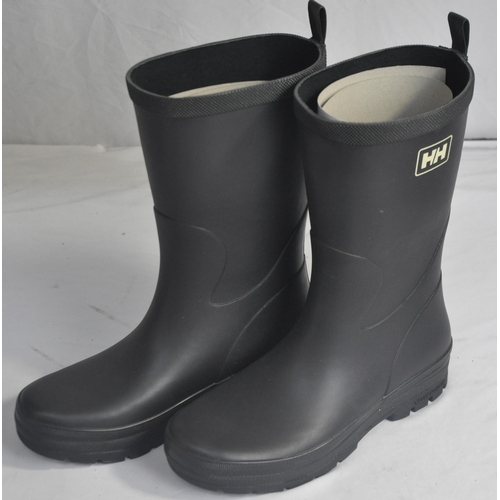 319 - 2 PAIR HELLY HANSEN W MIDSUND2 BLACK SHINY WELLINGTON BOOTS (SIZE UK3/35/36) - NEW & BOXED (A28)