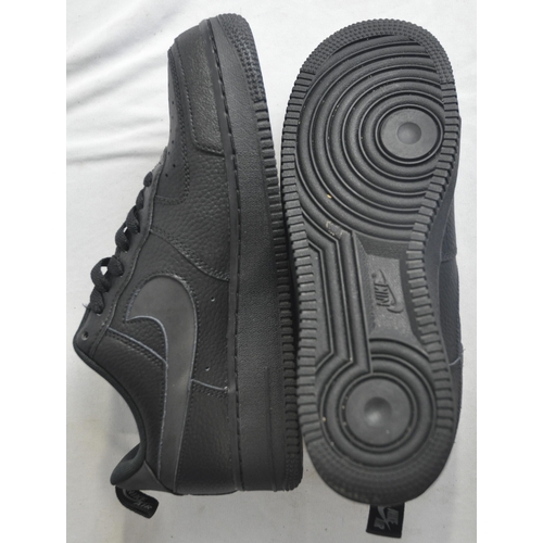 351 - PAIR BLACK NIKE AIR FORCE 1 LV8 UTILITY SHOES UK size 7 (A44)