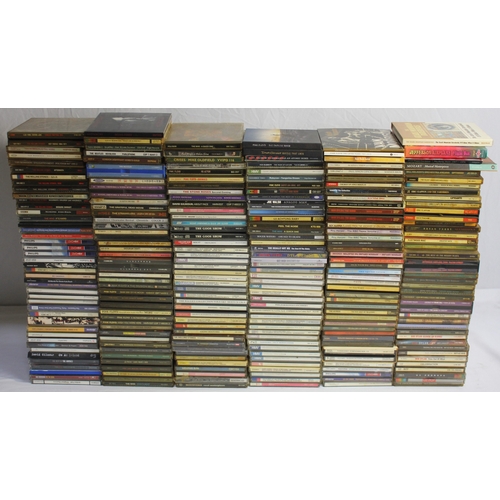 387 - QUANTITY OF COMPACT DISCS