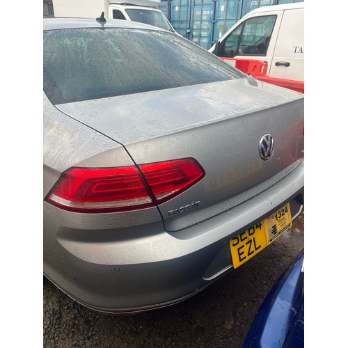 1 - VOLKSWAGEN PASSAT TDi SE BUSINESS DSG - REGISTRATION NUMBER SE64 EZL     1600cc, SILVER, DIESEL. AUT... 