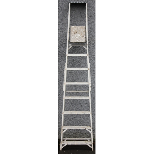 43 - LARGE ALUMINIUM STEP LADDER