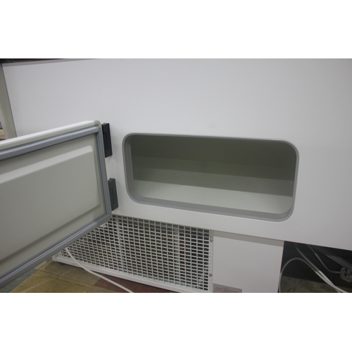 IGLOO PICO 1.42 REFRIGERATED SERVE OVER COUNTER. LENGTH 59"MANUFACTURED