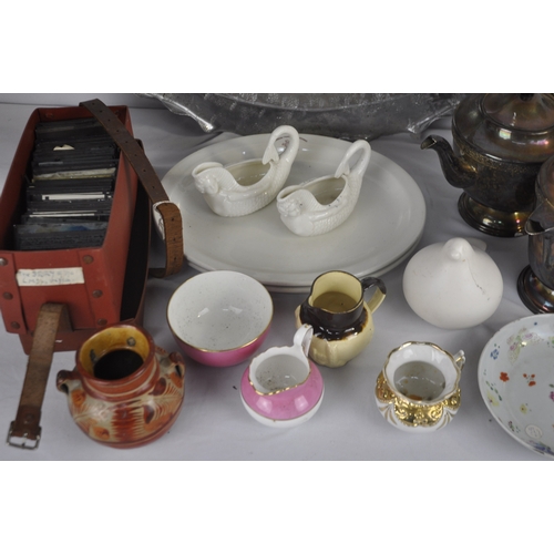 90 - MISCELLANEOUS INCLUDING 2 LONDON TRANSPORT CATERING PLATES, LARGE PEPPER GRINDER, TRAY AND CASE OF P... 