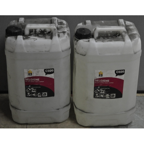 8 - 2 x 25L SELGIENE FOOD GRADE CONCENTRATED CLEANER SANITISER FOR CATERING, HOSPITALS OR SCHOOLS