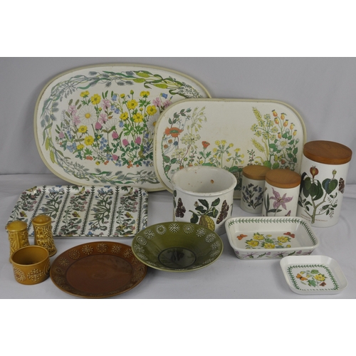 154 - BOX OF PORTMEIRION CERAMICS AND TRAYS