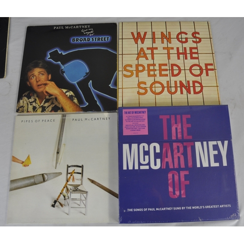 160 - VARIOUS VINYL RECORDS - PAUL MCCARTNEY AND WINGS