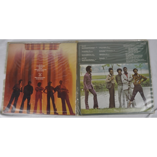 196 - 2 x TEMPTATIONS LP ALBUMS - THE TEMPTATIONS 1990 G996V1 PROMO AND THE TEMPTATIONS ALL DIRECTIONS STM... 