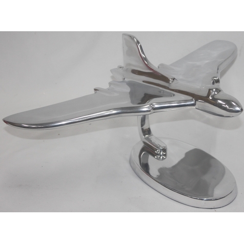 1 - ALUMINIUM MODEL VULCAN BOMBER (APPROX 42 x 18cm)