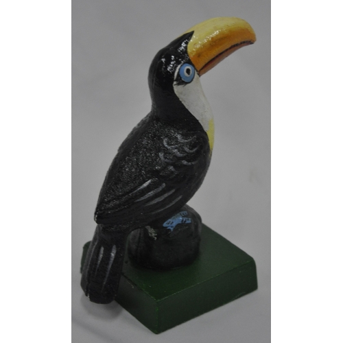 22 - REPRODUCTION TOUCAN BIRD FIGURE (13 x 15cm)