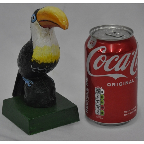 22 - REPRODUCTION TOUCAN BIRD FIGURE (13 x 15cm)