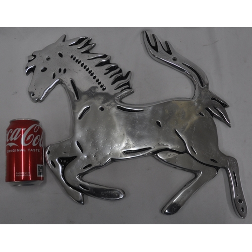 28 - ALUMINIUM PRANCING HORSE SIGN (53 x 36cm)