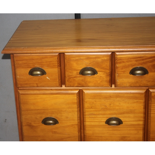 250 - PINE 9 DRAWER CHEST - 4 DRAWERS, OVER 3, OVER 2 WITH CUP HANDLES (40cm x 88cm x 89cm)