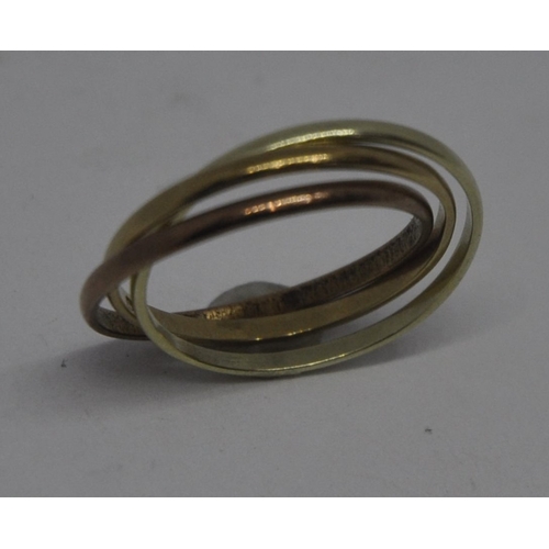 279 - 9ct GOLD RUSSIAN, 3 BAND WEDDING RING 2.8g SIZE R