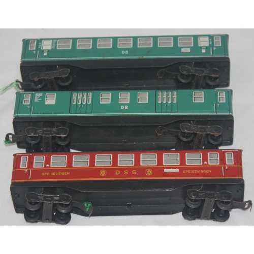 53 - 3 TINPLATE MODEL RAILWAY CARRIAGES