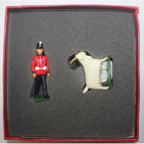 54 - WILLIAM BRITAIN HOLLOWCAST FORT HENRY GUARD GOAT MASCOT AND HANDLER - BOXED