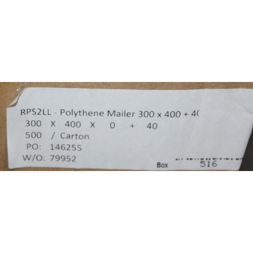 67 - 5 BOXES OF POLYTHENE MAILER BAGS 300 x 400