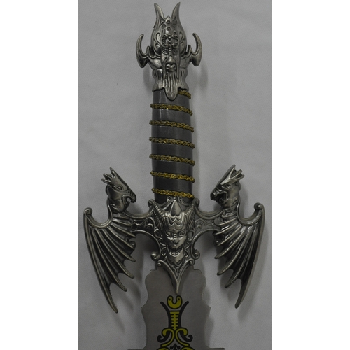 78 - ORNAMENTAL SWORD ON MOUNT