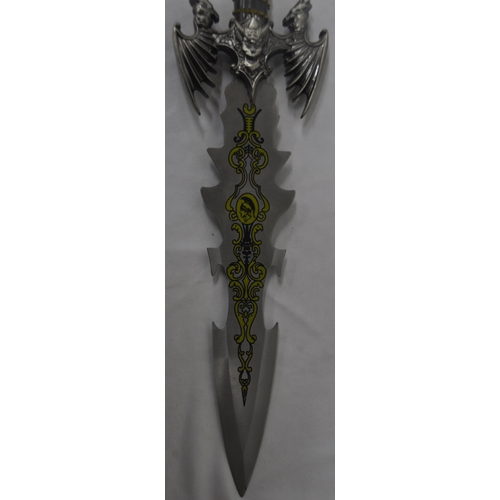 78 - ORNAMENTAL SWORD ON MOUNT