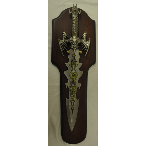 78 - ORNAMENTAL SWORD ON MOUNT