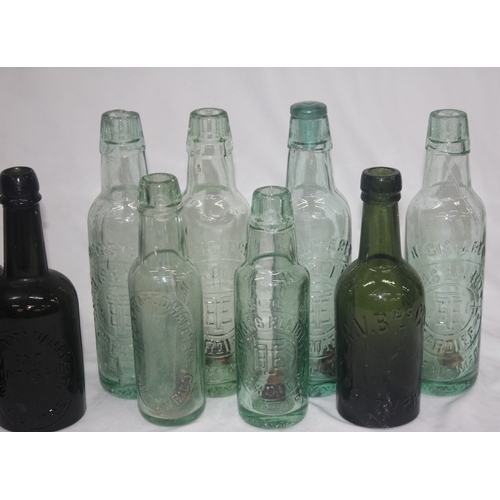 94 - TRAY OF GLASS BREWERY AND POP ALLEY BOTTLES