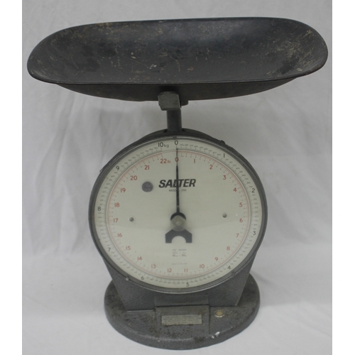 142 - SLATER MODEL 250 SCALES