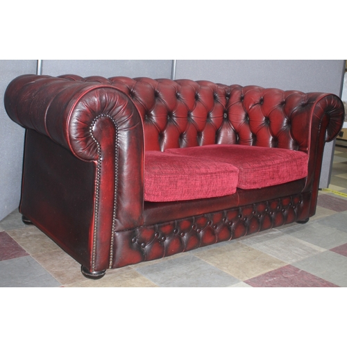 192 - THOMAS LLOYD RED CHESTERFIELD 2 SEAT SOFA