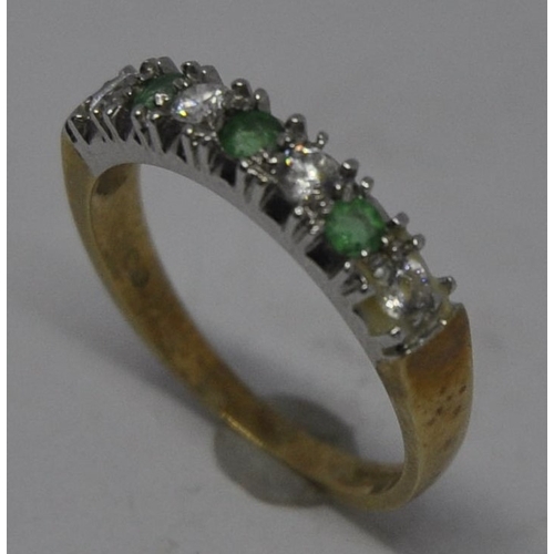 286 - 9ct GOLD RING SET WITH ROW OF GEMSTONES SIZE M 1.9g