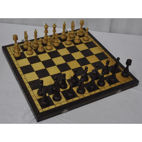 71 - TRAVEL CHESS SET AND VARIOUS PIECES