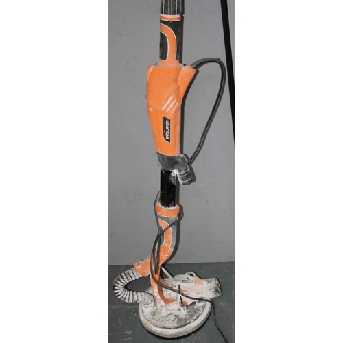 75 - EVOLUTION TELESCOPIC DRYWALL SANDER