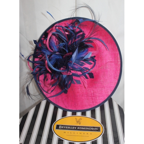 175 - 4 NEW BEVERLEY EDMONDSON HATS AND 2 FASCINATORS