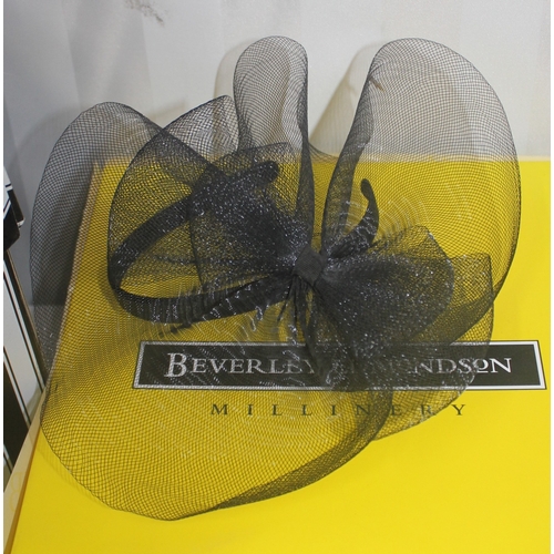 175 - 4 NEW BEVERLEY EDMONDSON HATS AND 2 FASCINATORS