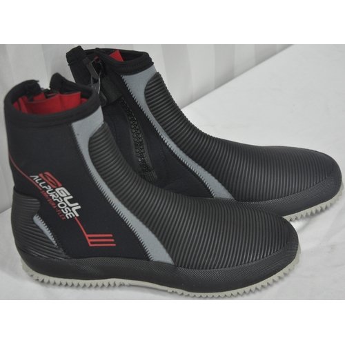 PAIR NEW GUL SAILING/WATERSPORTS BOOTS SIZE 8